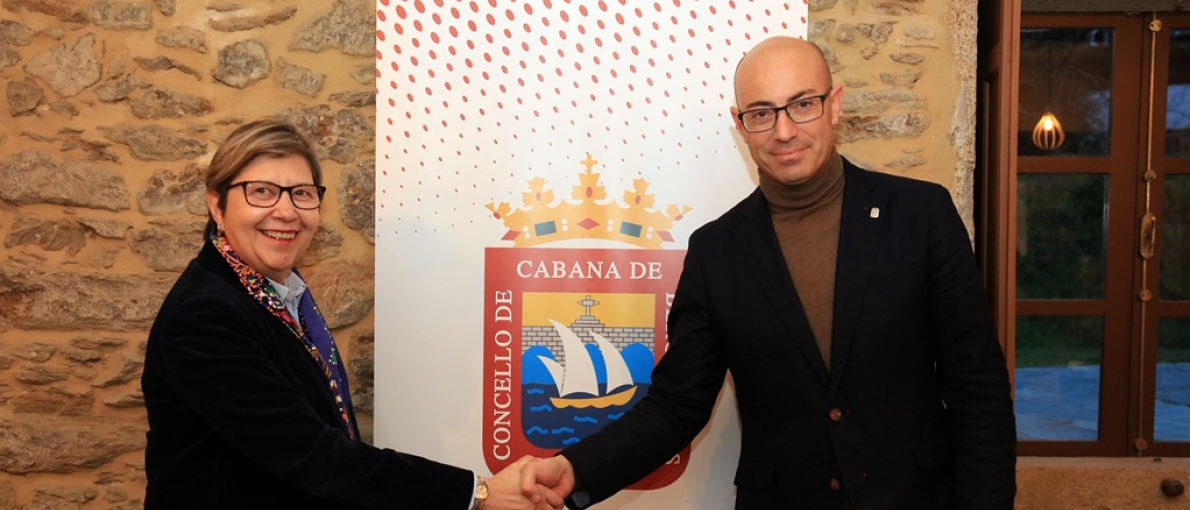 Rosa Quintana pon ao Centro Interpretativo da Biodiversidade do Esteiro do Anllóns como exemplo de difusión do valor ambiental do litoral galego