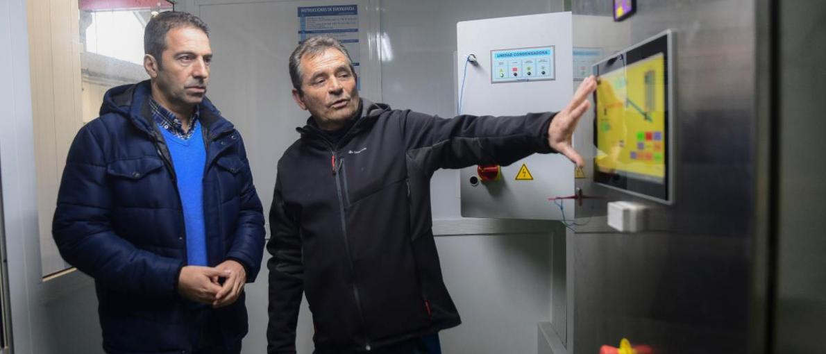  Alfonso Villares destaca a aposta da Xunta na mellora dos equipamentos nos portos pesqueiros para mellorar as condicións de traballo dos profesionais