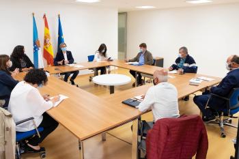 La Xunta analiza con las federaciones de cofradías de pescadores de Galicia algunos de los retos a abordar en esta legislatura